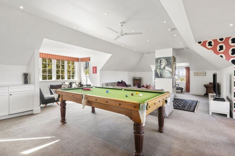 Photo of property in 12 Easdale Street, Kelburn, Wellington, 6012