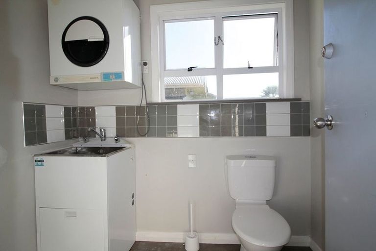 Photo of property in 85 Bartholomew Road, Levin, 5510