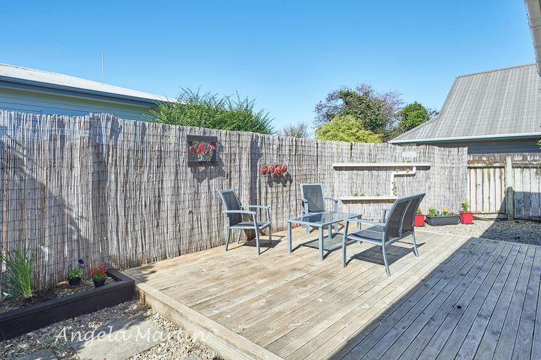 Photo of property in 30 Matamau Street, Palmerston North, 4414