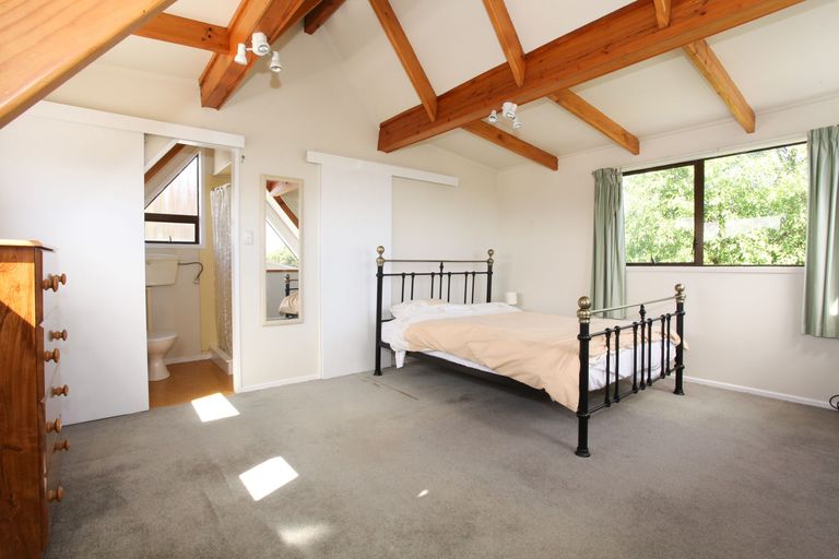 Photo of property in 44a Cross Street, Raglan, 3225