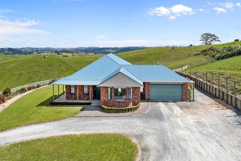 Photo of property in 263 Worthington Road, Wellsford, 0974