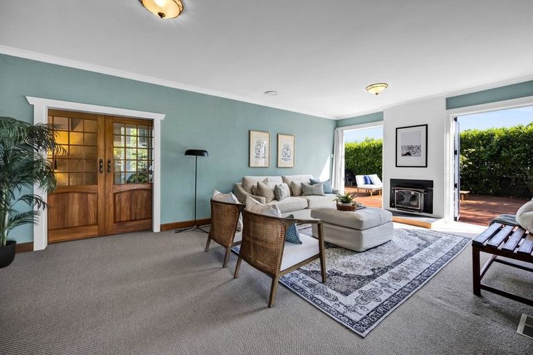 Photo of property in 44 Upjohn Street, Brooklands, New Plymouth, 4310