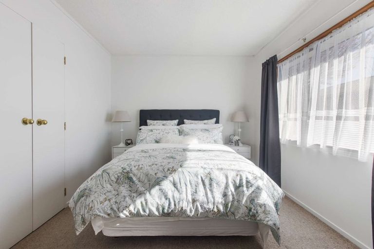 Photo of property in 2/10 Don Street, Papakura, 2110