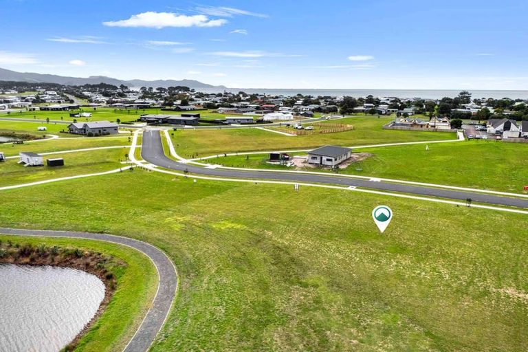 Photo of property in 122 Kopani Road, Matarangi, 3592