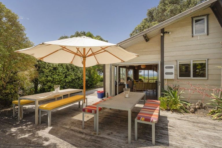 Photo of property in 122 Mangakahia Drive, Whangapoua, Coromandel, 3582