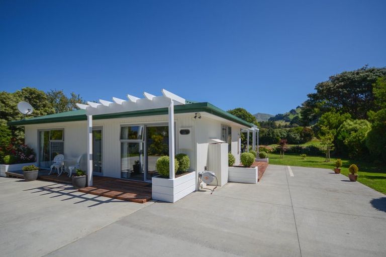 Photo of property in 39b Pawsons Valley Road, Duvauchelle, 7581