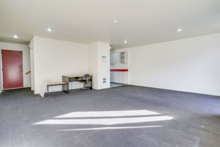 Photo of property in 4/336 Lincoln Road, Addington, Christchurch, 8024