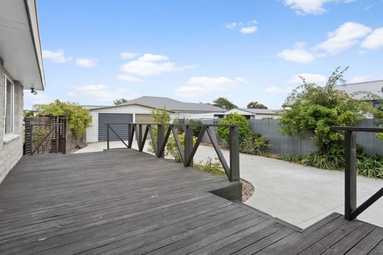 Photo of property in 11 Thorness Street, Avondale, Christchurch, 8061