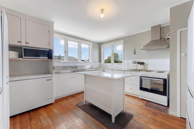 Photo of property in 10 Dunlop Road, Te Puke, 3119