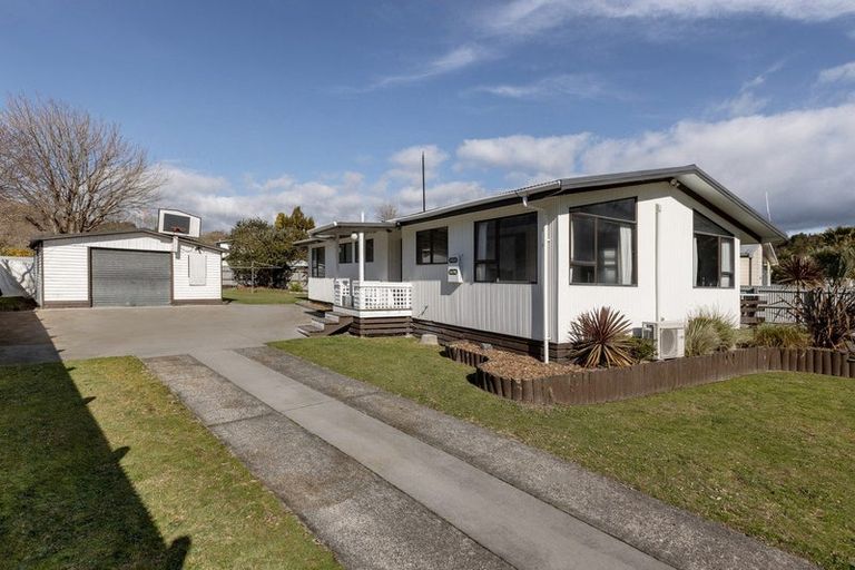 Photo of property in 142 Valley Road, Kawerau, 3127