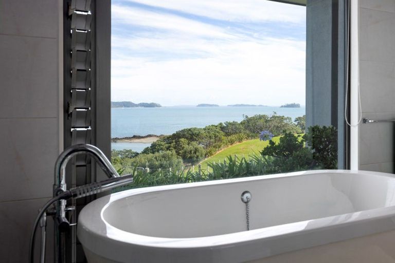 Photo of property in 1024 Takatu Road, Tawharanui Peninsula, Matakana, 0986