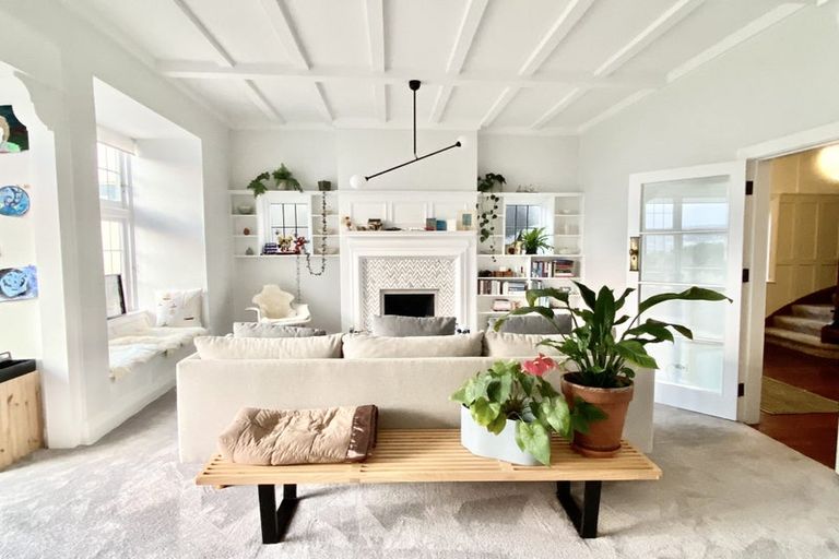 Photo of property in 46a The Crescent, Roseneath, Wellington, 6011