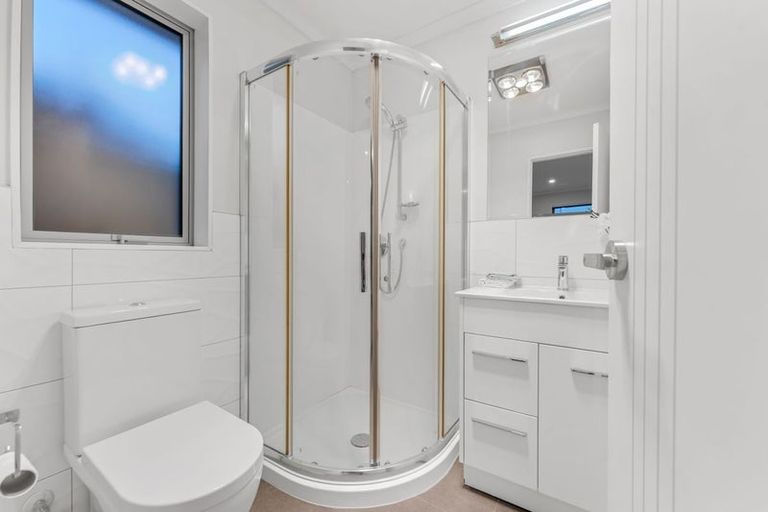 Photo of property in 129 Hillpark Drive, Pokeno, 2402