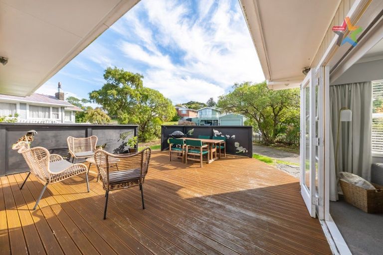 Photo of property in 46 Cedar Street, Maungaraki, Lower Hutt, 5010