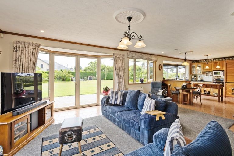 Photo of property in 39 Spence Avenue, Otatara, Invercargill, 9879