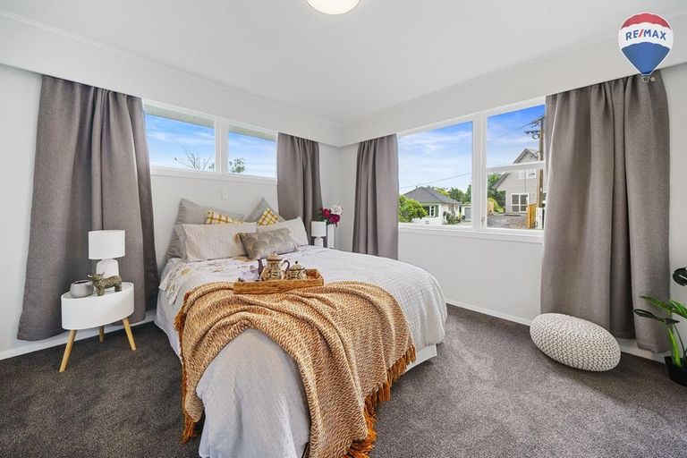 Photo of property in 1/4 Faris Crescent, Wainuiomata, Lower Hutt, 5014