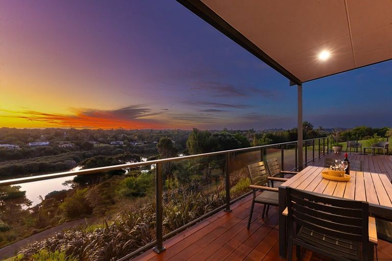 Photo of property in 62 Rarere Terrace, Kerikeri, 0230