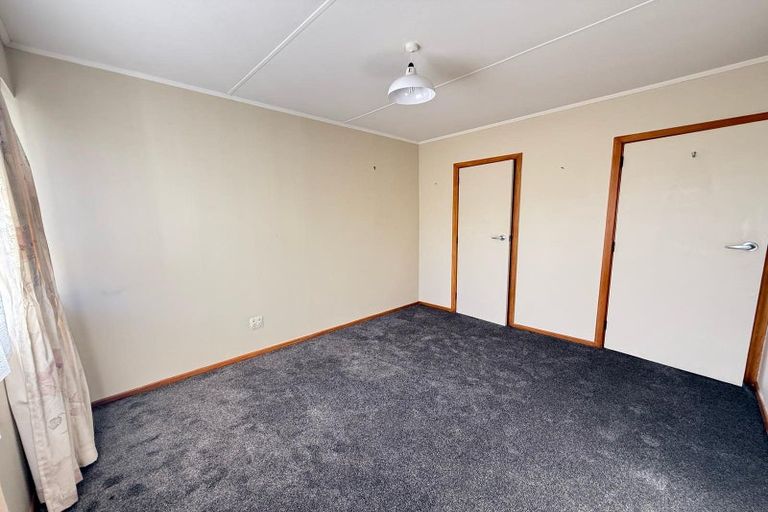Photo of property in 3 Passive Grove, Ascot Park, Porirua, 5024
