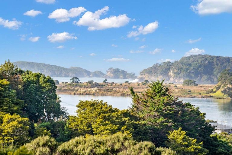 Photo of property in 1791 Ngunguru Road, Ngunguru, Whangarei, 0173