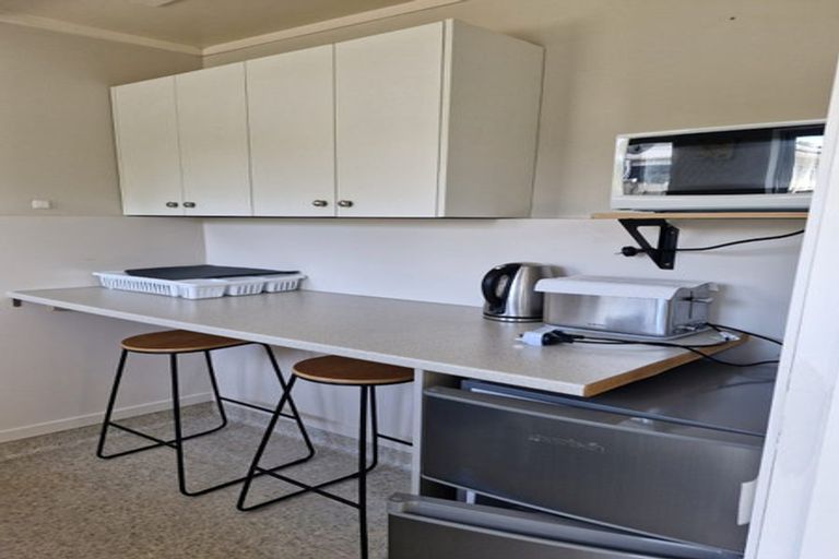 Photo of property in 1/25 Mahara Avenue, Birkenhead, Auckland, 0626