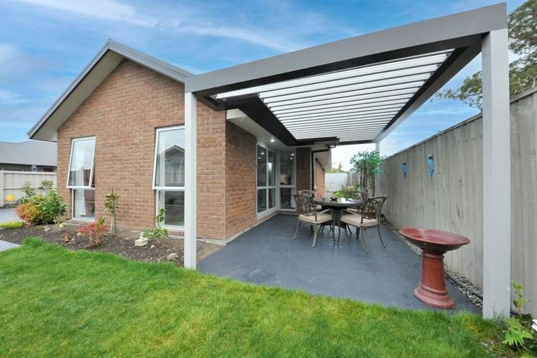 Photo of property in 10a Franklin Drive, Rangiora, 7400