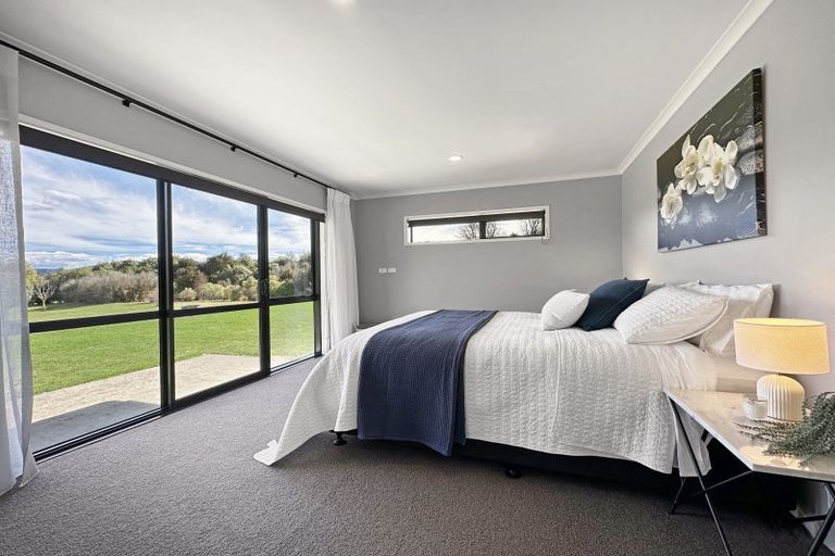 Photo of property in 12 Lacebark Drive, Kinloch, Taupo, 3377
