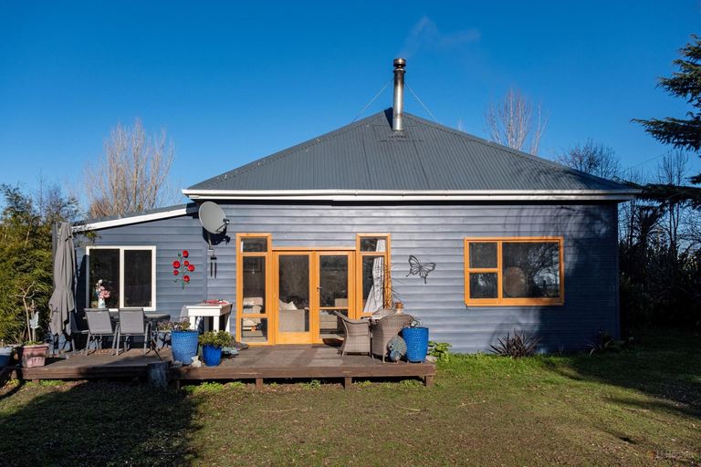 Photo of property in 53 Morven Beach Road, Morven, Waimate, 7980