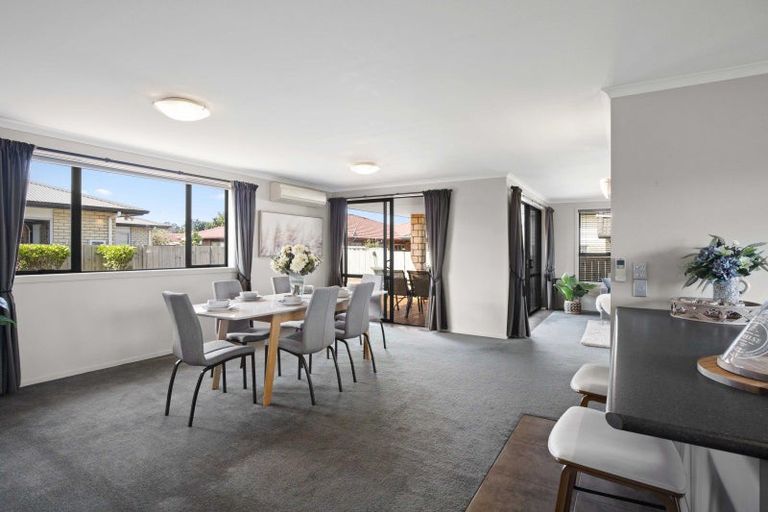 Photo of property in 5 Parsot Place, Pukekohe, 2120