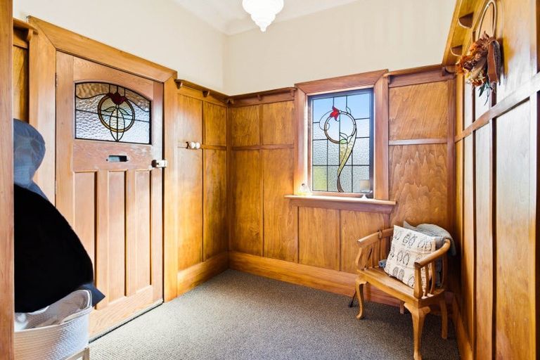 Photo of property in 55 Hargest Crescent, Saint Kilda, Dunedin, 9012