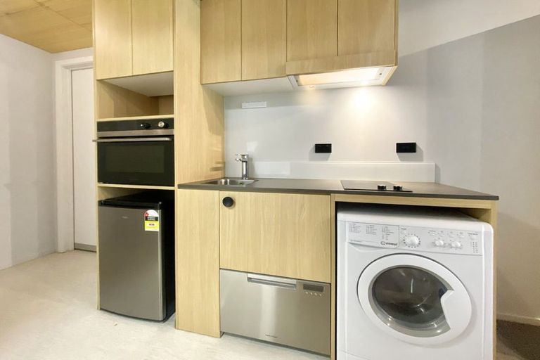 Photo of property in Vedado Apartments, 208/41 Hopper Street, Mount Cook, Wellington, 6011