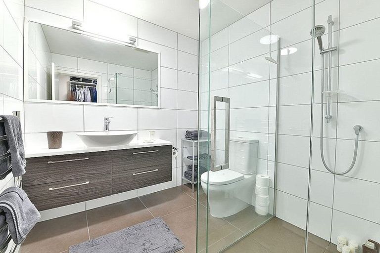 Photo of property in 14 Plantation Terrace, Orewa, 0931