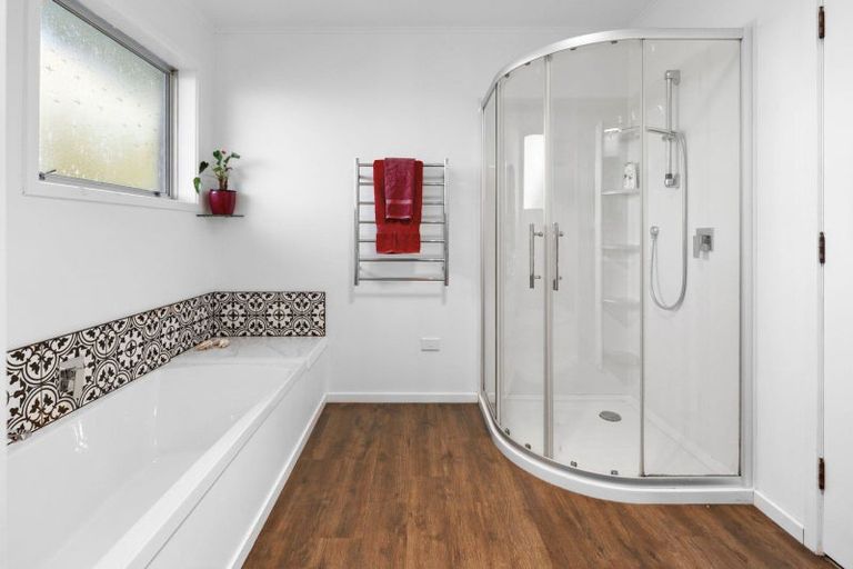 Photo of property in 2220 Kakaramea Road, Ngahinapouri, Hamilton, 3290