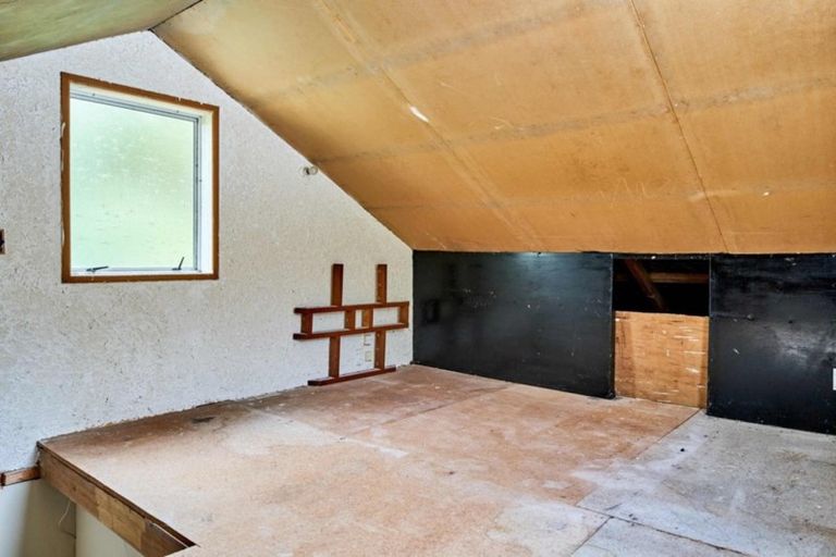 Photo of property in 72 Hair Street, Wainuiomata, Lower Hutt, 5014