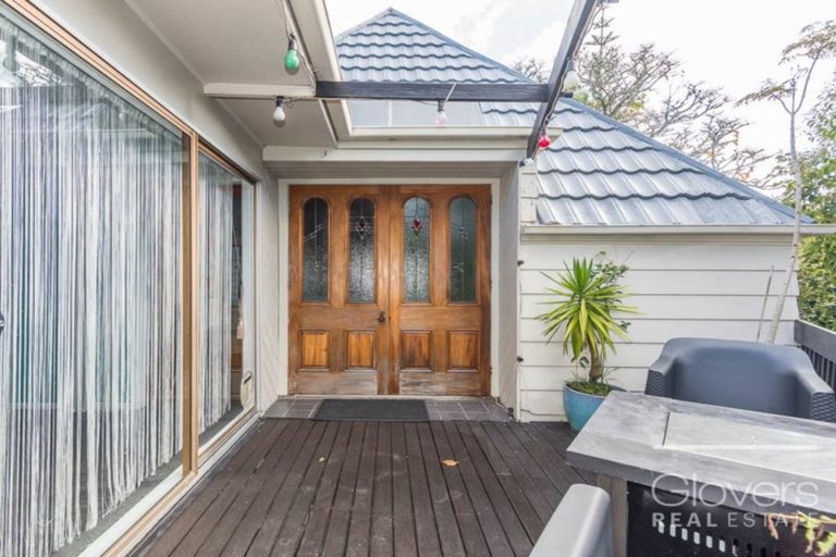 Photo of property in 47 Kamara Road, Glen Eden, Auckland, 0602