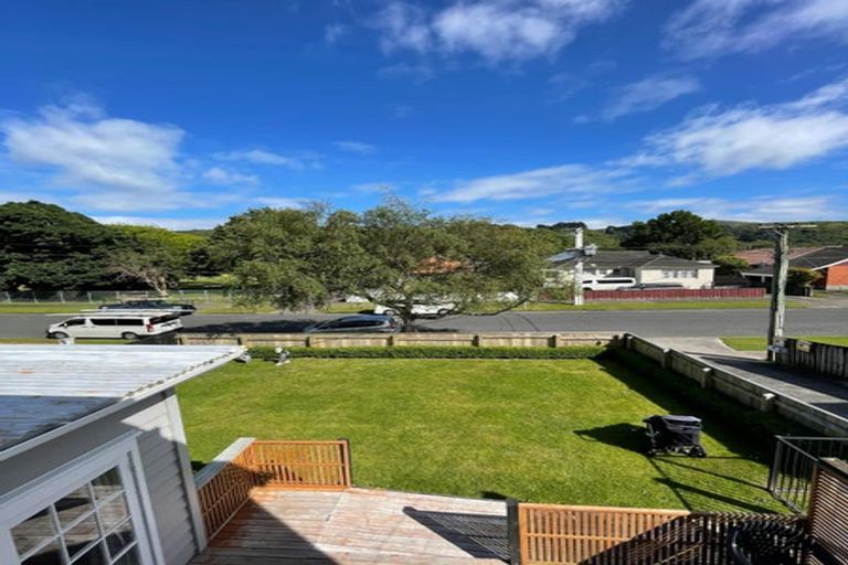 Photo of property in 1/56 Churton Crescent, Taita, Lower Hutt, 5011