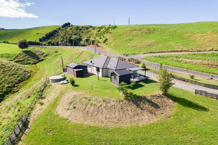 Photo of property in 233 Te Tahi Road, Puketotara, Te Awamutu, 3876