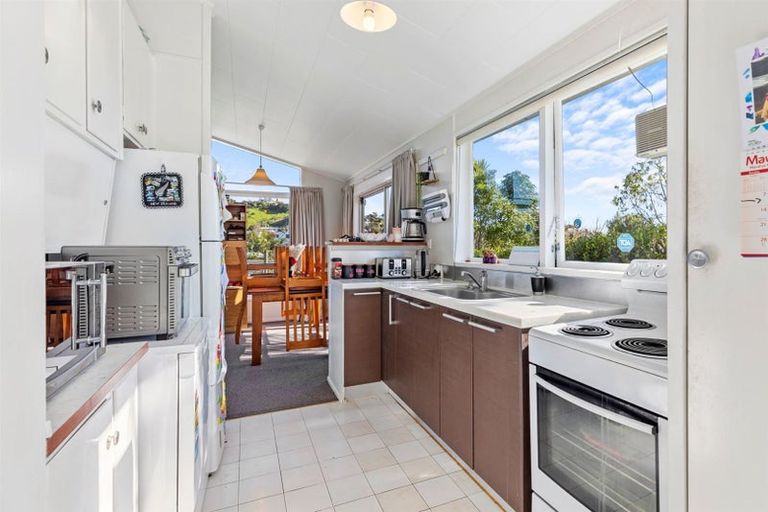 Photo of property in 20a Waitaha Road, Welcome Bay, Tauranga, 3112