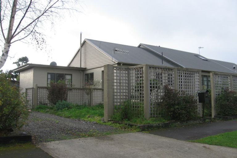 Photo of property in 39 Tyndall Street, Palmerston North, 4414