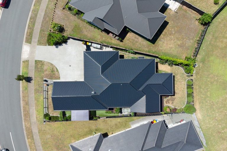 Photo of property in 69 Puhirake Crescent, Pyes Pa, Tauranga, 3112