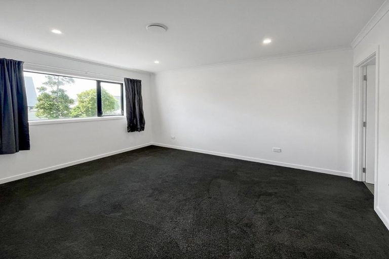 Photo of property in 85c Pitt Street, Palmerston North, 4410