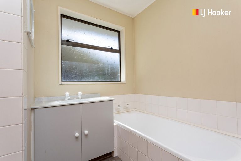 Photo of property in 34 Saint Albans Street, Bradford, Dunedin, 9011