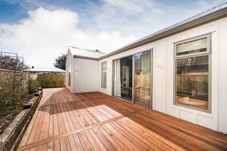 Photo of property in 117a Te Awe Awe Street, Hokowhitu, Palmerston North, 4410