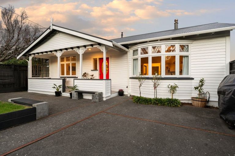 Photo of property in 2 Karamu Street, Ngaio, Wellington, 6035