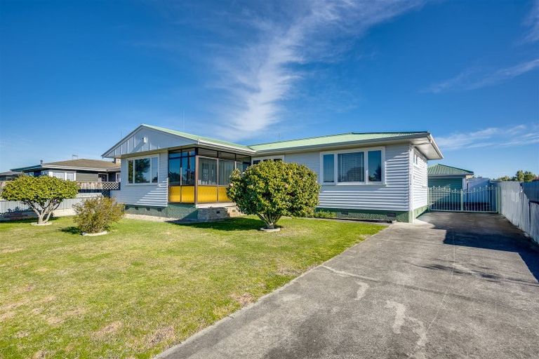 Photo of property in 38 Trinity Crescent, Pirimai, Napier, 4112