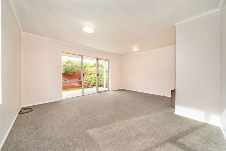 Photo of property in 51b Gemstone Drive, Birchville, Upper Hutt, 5018