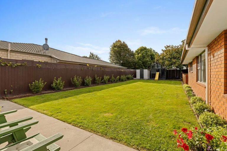 Photo of property in 10 Fuchsia Place, Halswell, Christchurch, 8025