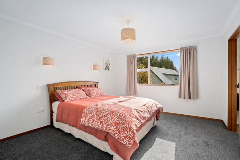 Photo of property in 66 Bills Way, Wanaka, 9305