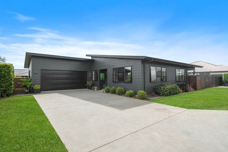 Photo of property in 9 Stoneleigh Drive, Solway, Masterton, 5810