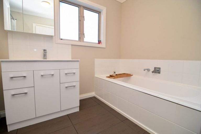 Photo of property in 5 Plimsoll Street, Carterton, 5713