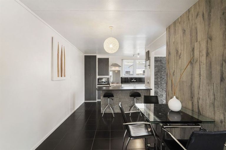 Photo of property in 17 Taurus Crescent, Beach Haven, Auckland, 0626